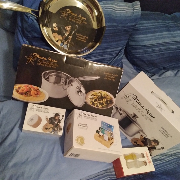 New kitchen stainless steel pans n pots Bluetooth speaker n charging station
